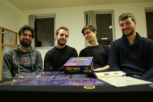 « Vol de nuit » : un jeu de plateau inspiré par Saint-Exupéry et signé par quatre Anciens d’e-artsup !