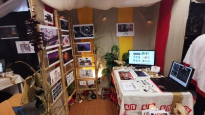 Stand de projet étudiant de concept art