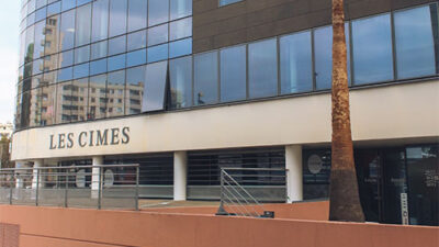 Façade du bâtiment Les Cimes accueillant le campus e-artsup Nice