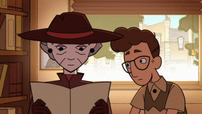 Personnage au chapeau rouge lisant un document aux côtés d’un jeune homme dans une scène de film d’animation 2D aux tons chauds et rétro.