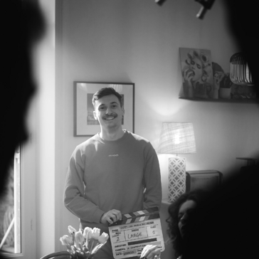 Photo de Jules Pigache-Grué, ancien élève d'e-artsup et post-producteur créatif chez seizeneuvieme